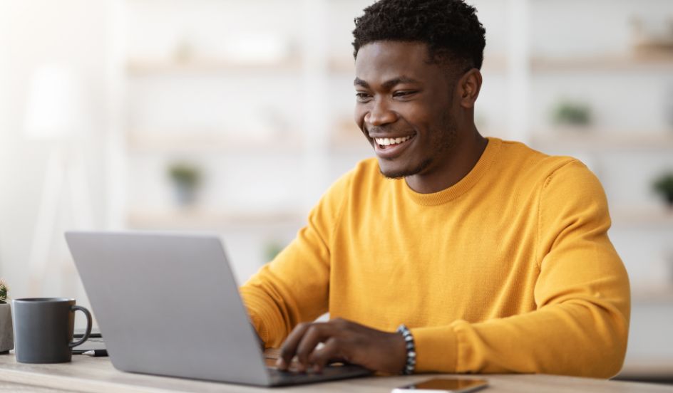 online learning student using a laptop